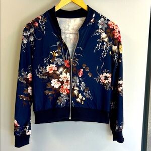 Floral blue crop light weight crop coat sz SM